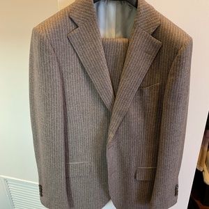 Suitsupply Lazio Brown Stripe 40L